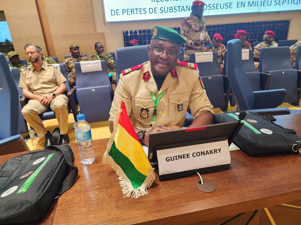 participation de Monsieur le Directeur Général du Service de Santé des Armées au Premier Congrès de Médecine Militaire du Niger